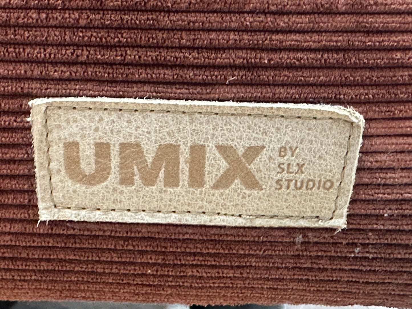 Umix Rode Ribstof 2.5-Zits Bank ~ Losse Rugkussens Met Afneembare Hoezen