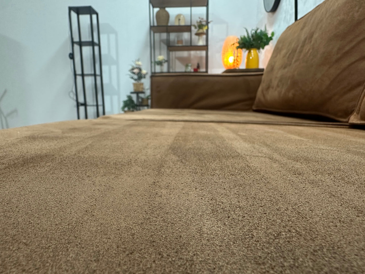 Cognac Bruine Suède Stoffen 2.5-Zits Bank ~ Losse Kussens Met Afneembare Hoezen