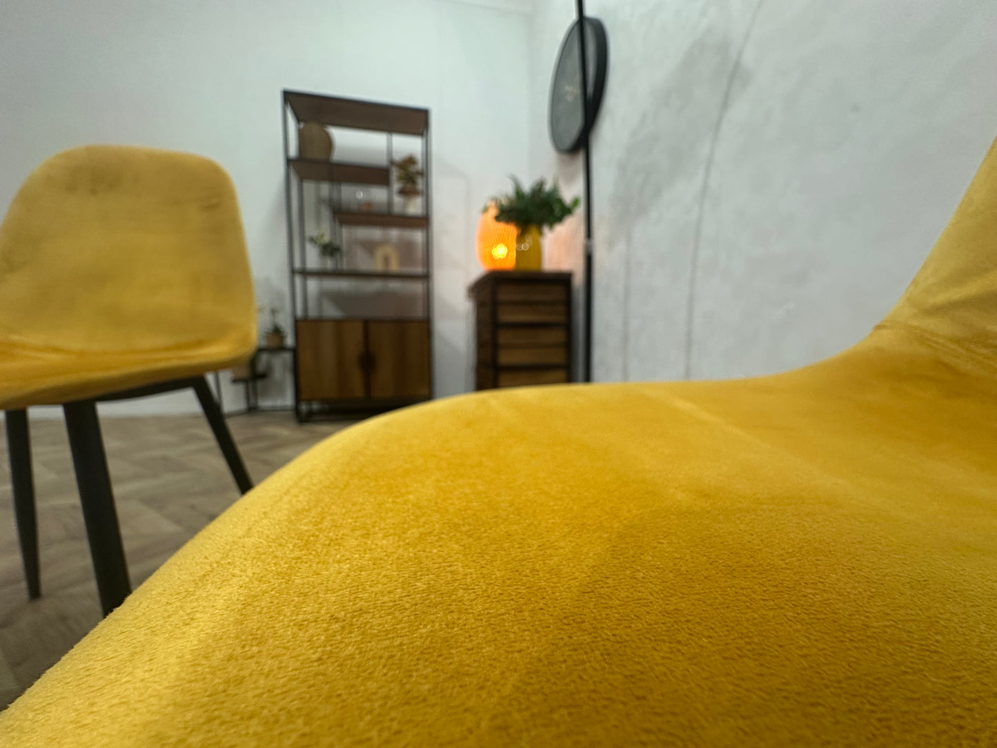 Gele Velvet Eetkamer Stoelen