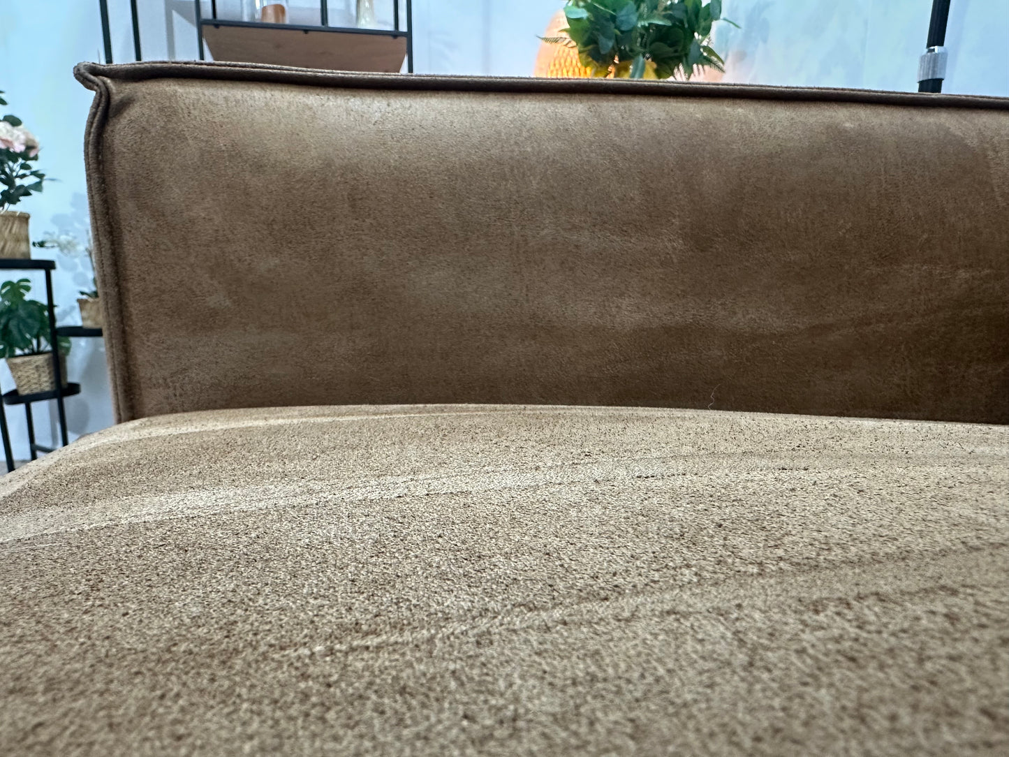 Cognac Bruine Suède Stoffen 3-Zits Bank Inc Hockers ~ Losse Rugkussens Met Afneembare Hoezen