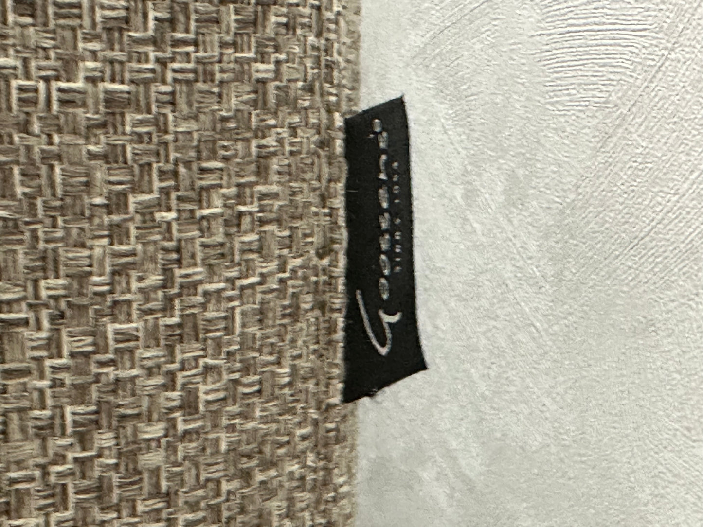 Goossens Licht Grijze 3-Zits Bank ~ Verstelbare Hoofdsteunen