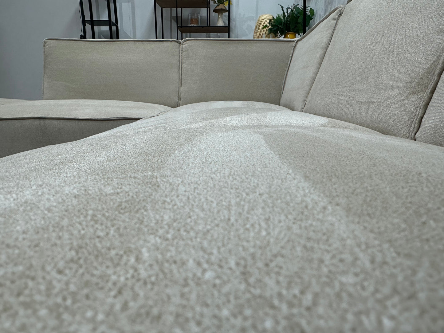 !Showroommodel! Crème Suède Stoffen Hoekbank