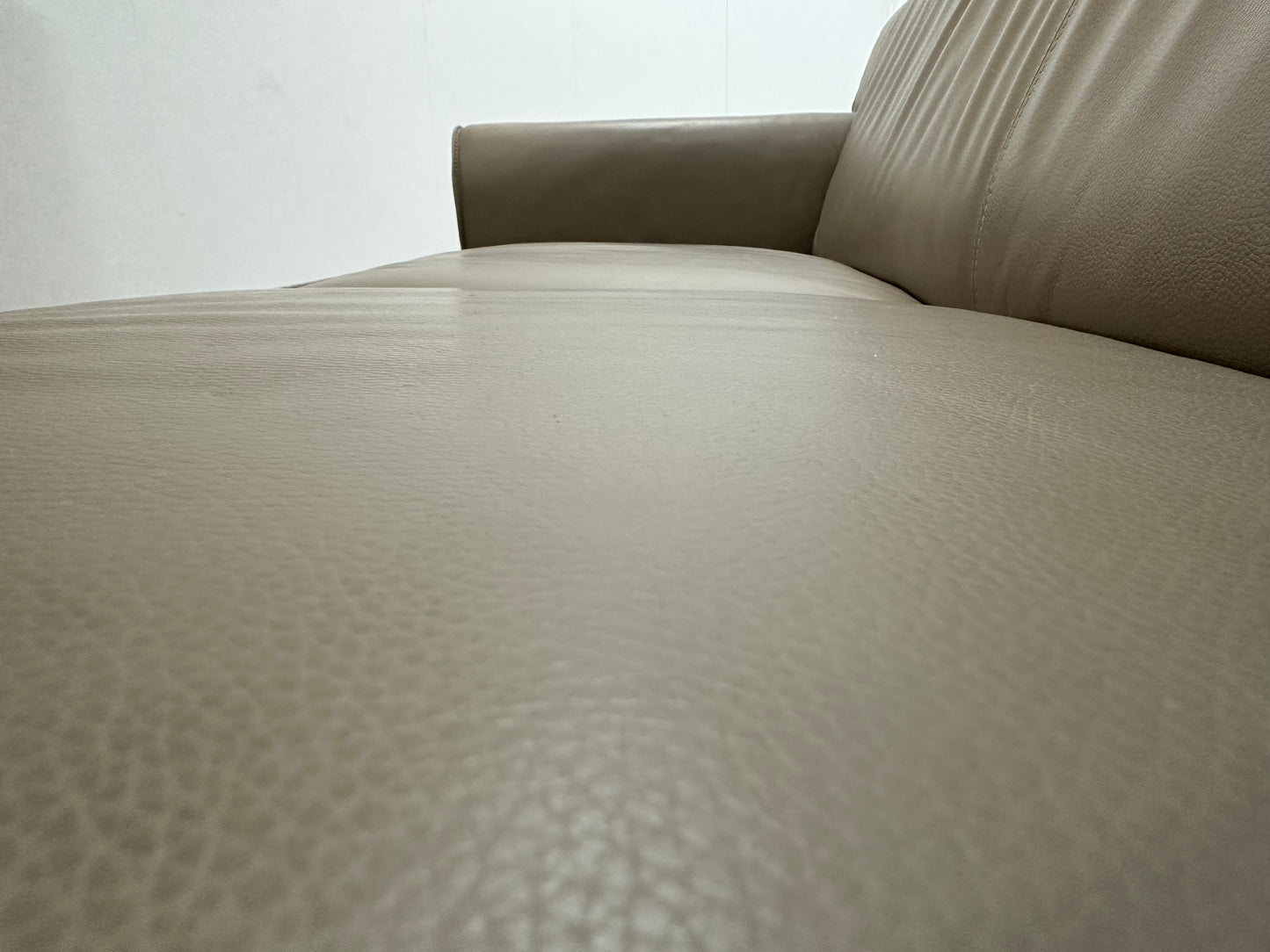 Licht Bruine Echt Lederen 2.5-Zits ~ Vaste Kussens