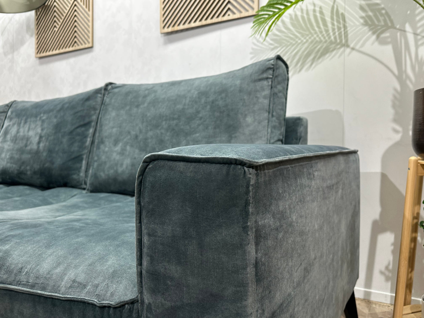Blauwe/Grijze Velvet Hoekbank ~ Losse Rugkussens Met Afneembare Hoezen