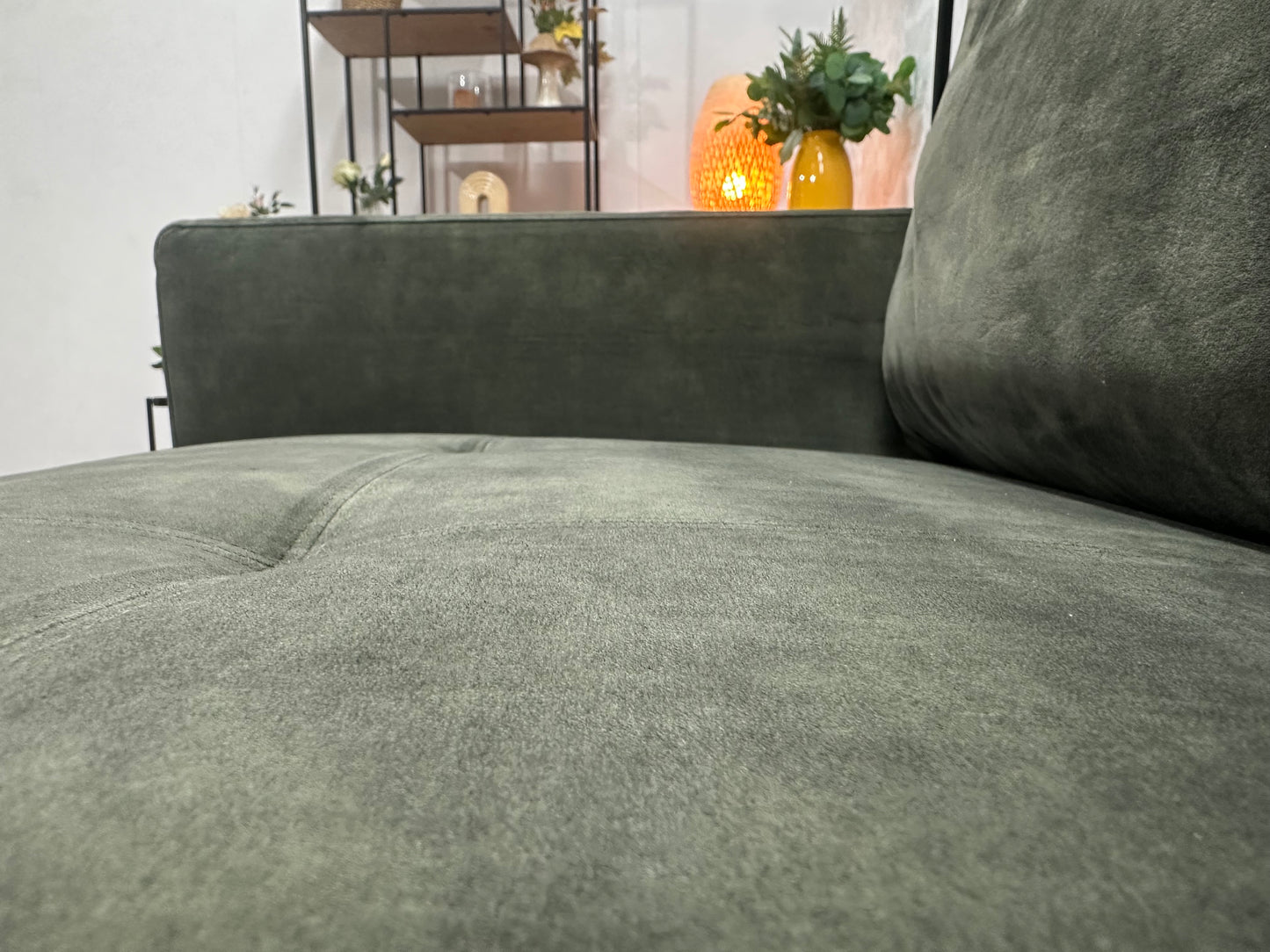 Groene Velvet 2.5-Zits Bank Inc Hocker ~ Losse Rugkussens Met Afneembare Hoezen