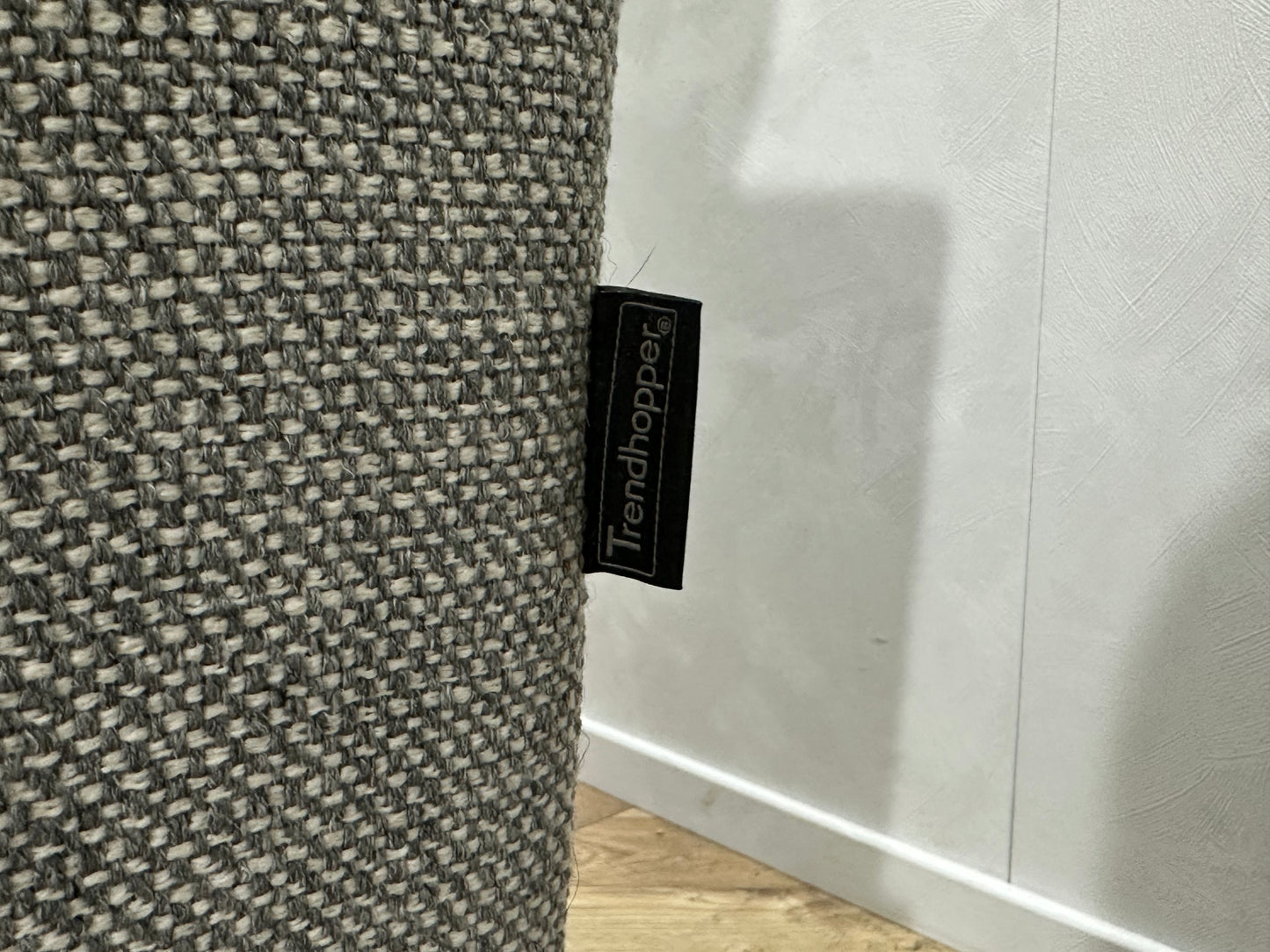 Licht Grijze Hoekbank Inc. Hocker ~ Losse Kussens Met Afneembare Hoezen