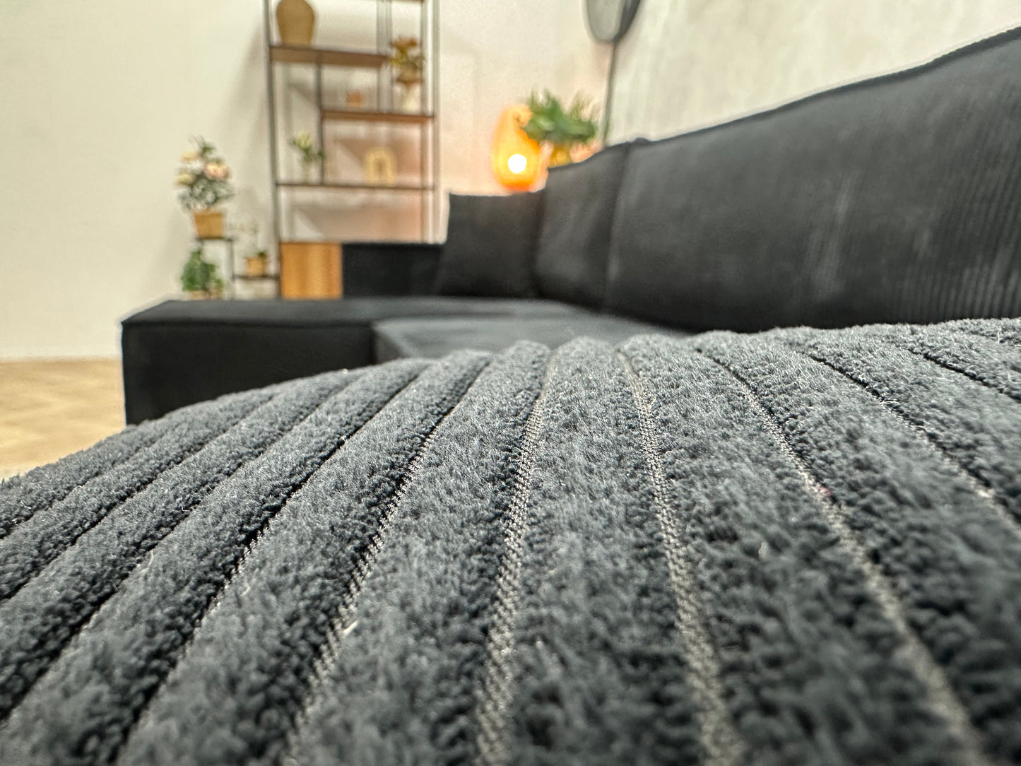 !Showroommodel! Zwarte Ribstof Hoekbank ~ Slaapfunctie