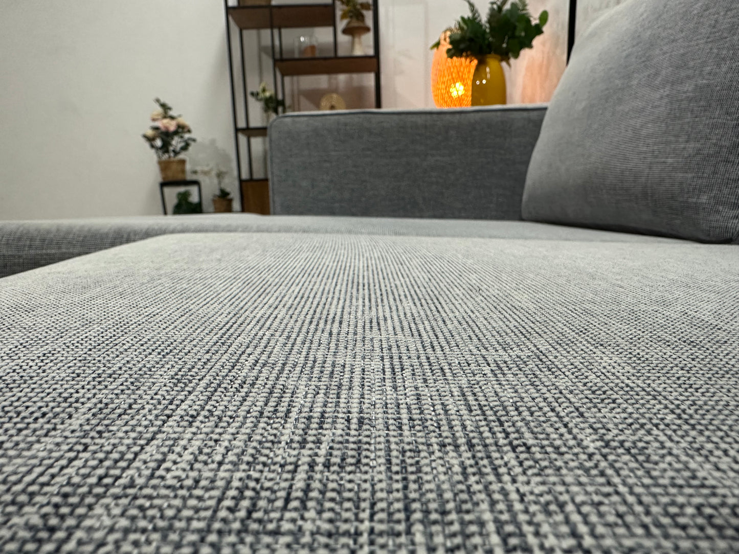 Licht Grijze Design Hoekbank Inc Hocker ~ Losse Kussens Met Afneembare Hoezen