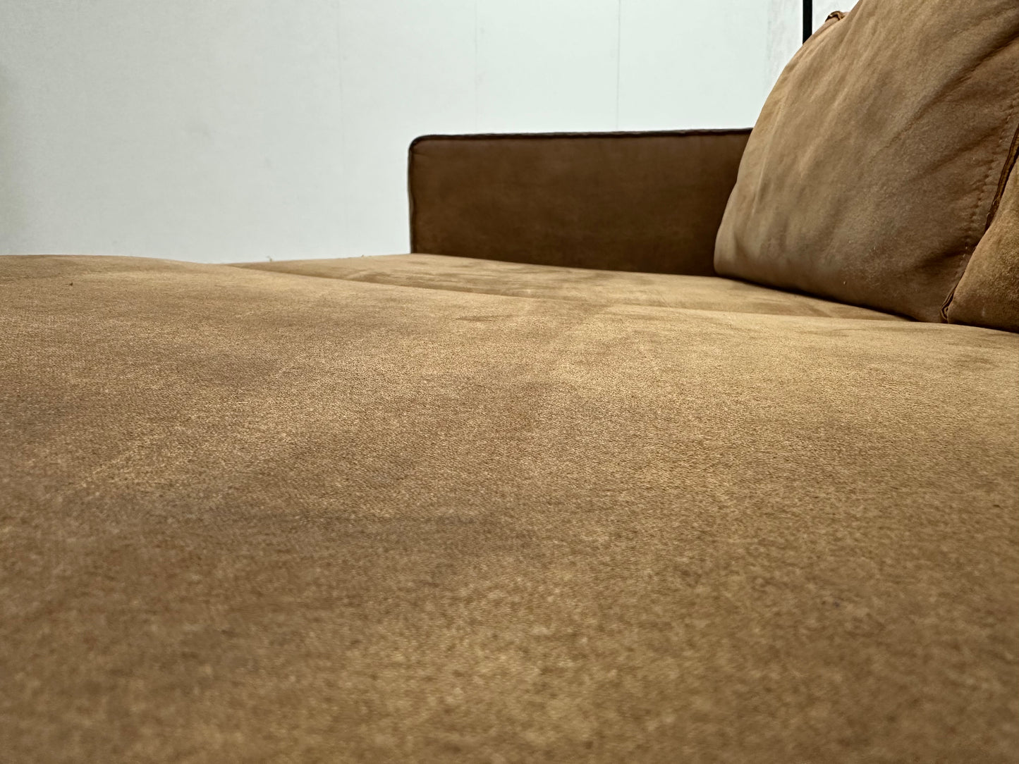 Be Pure Cognac Bruine Suède Lederen 3-Zits Bank ~ Losse Kussens Met Afneembare Hoezen