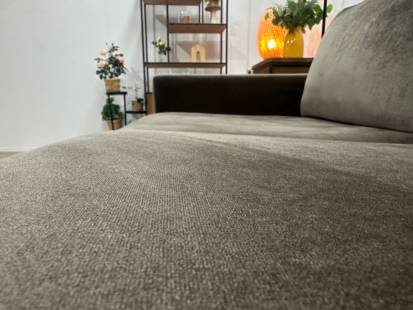 Bruine Velvet Hoekbank ~ Losse Kussens Met Afneembare Hoezen