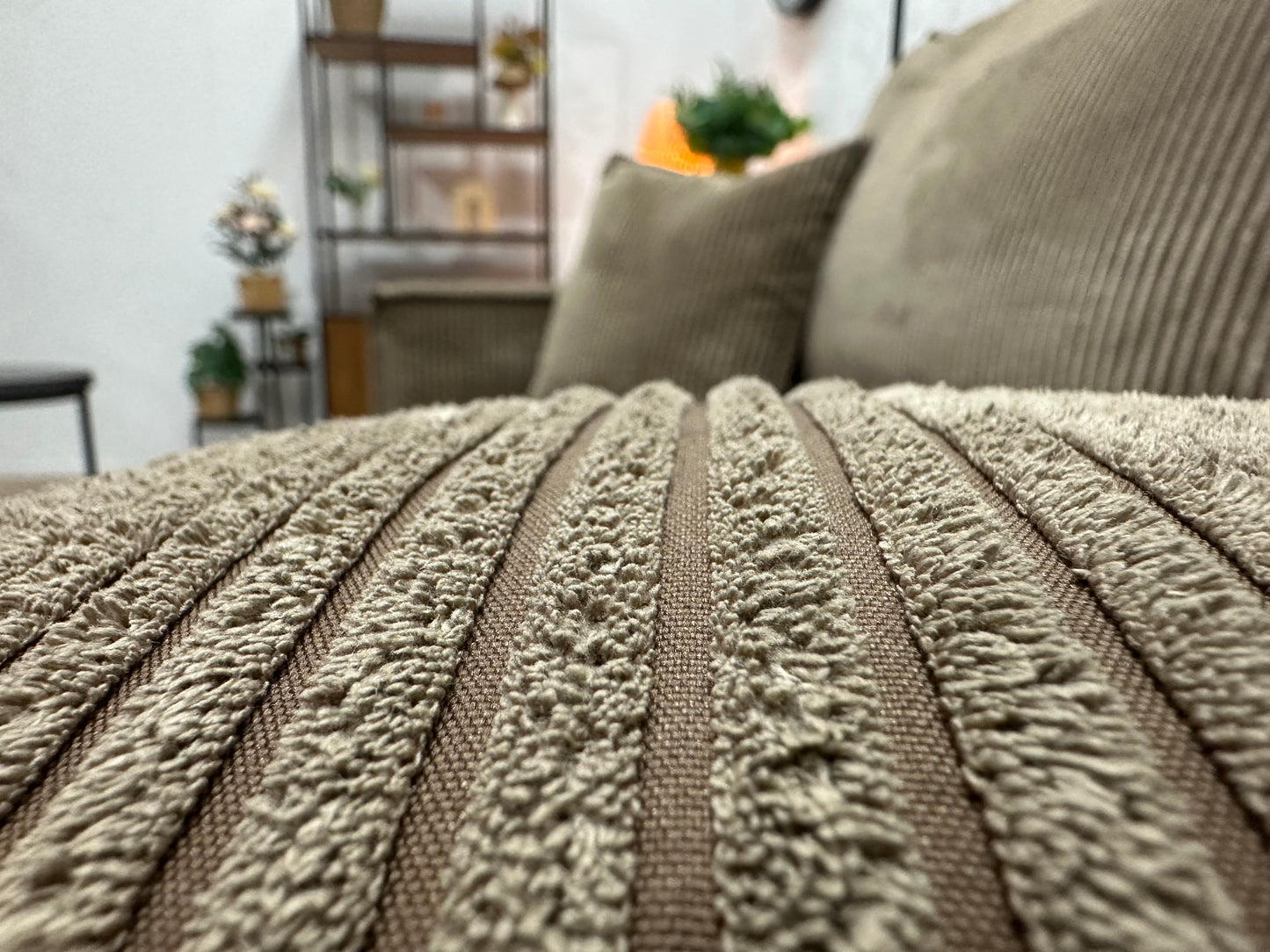 Bruine Ribstof Hoekbank ~ Losse Kussens Met Afneembare Hoezen