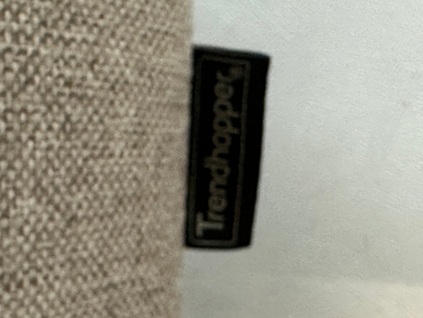 Trendhoppper Licht Grijze Fauteuil ~ Losse Kussens Met Afneembare Hoezen