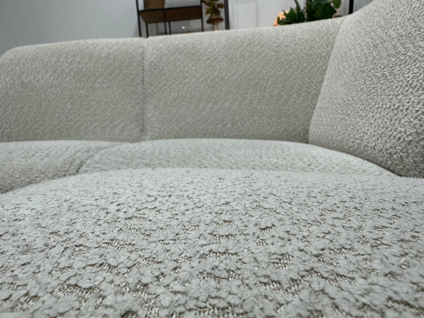 !Showroommodel! Witte/Crème Bouclé Stoffen Hoekbank