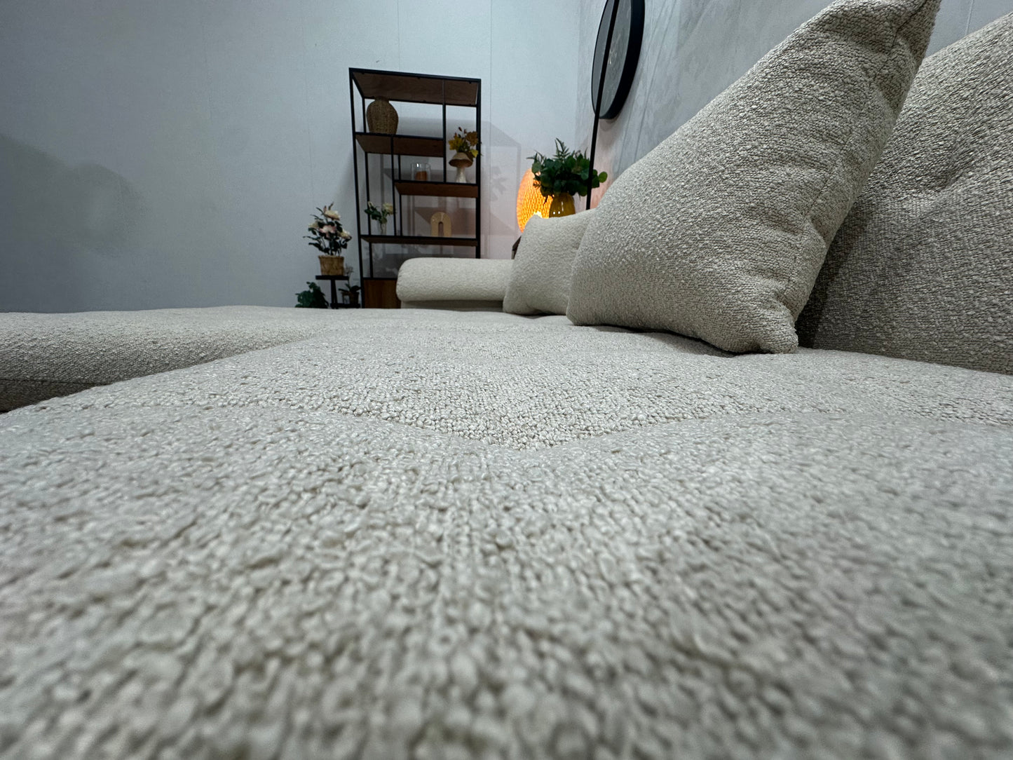 !Showroommodel! Witte/Crème Bouclé U Bank