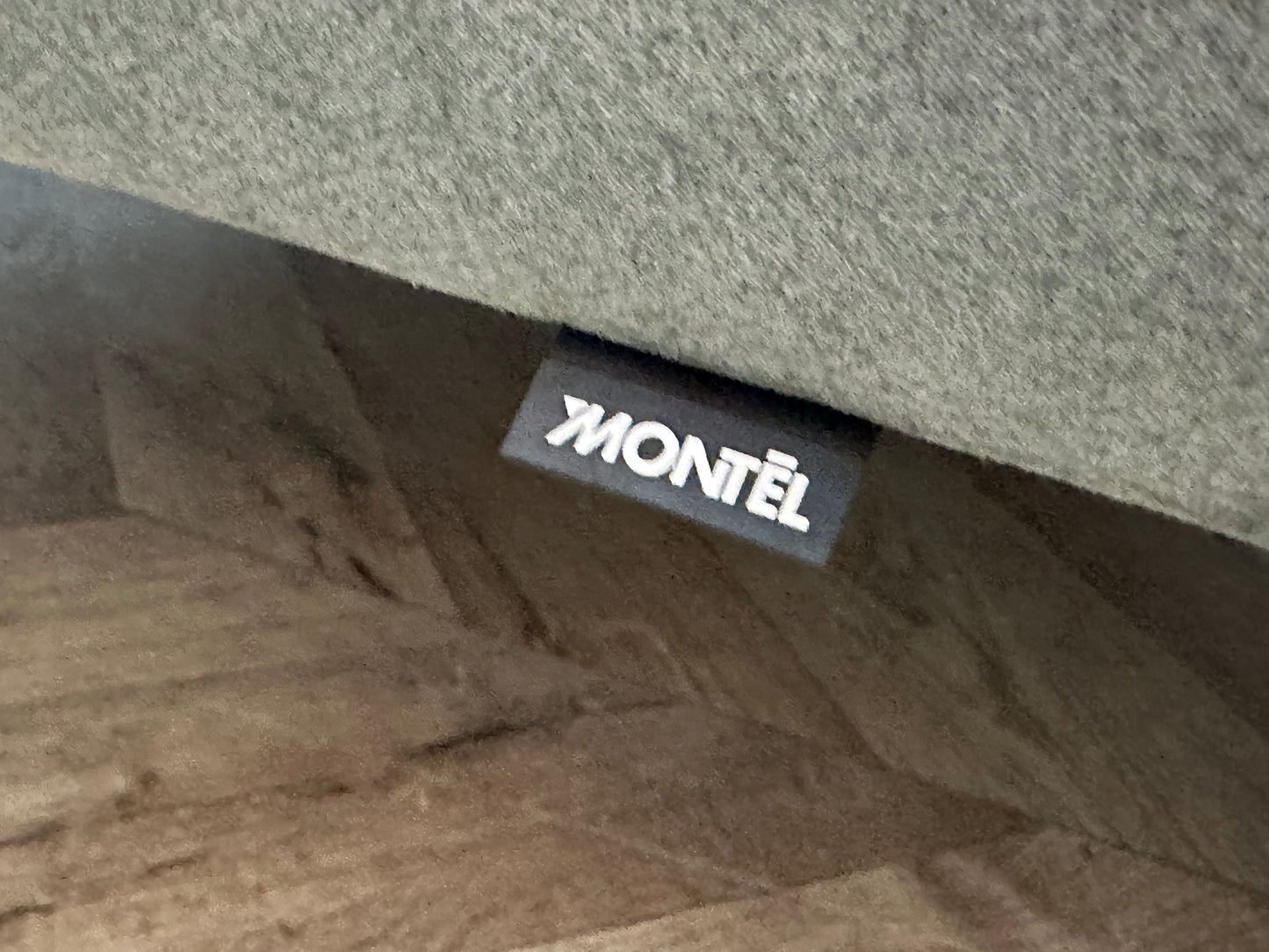 Montèl Grijze Suède Stoffen U Bank ~ Vaste Kussens