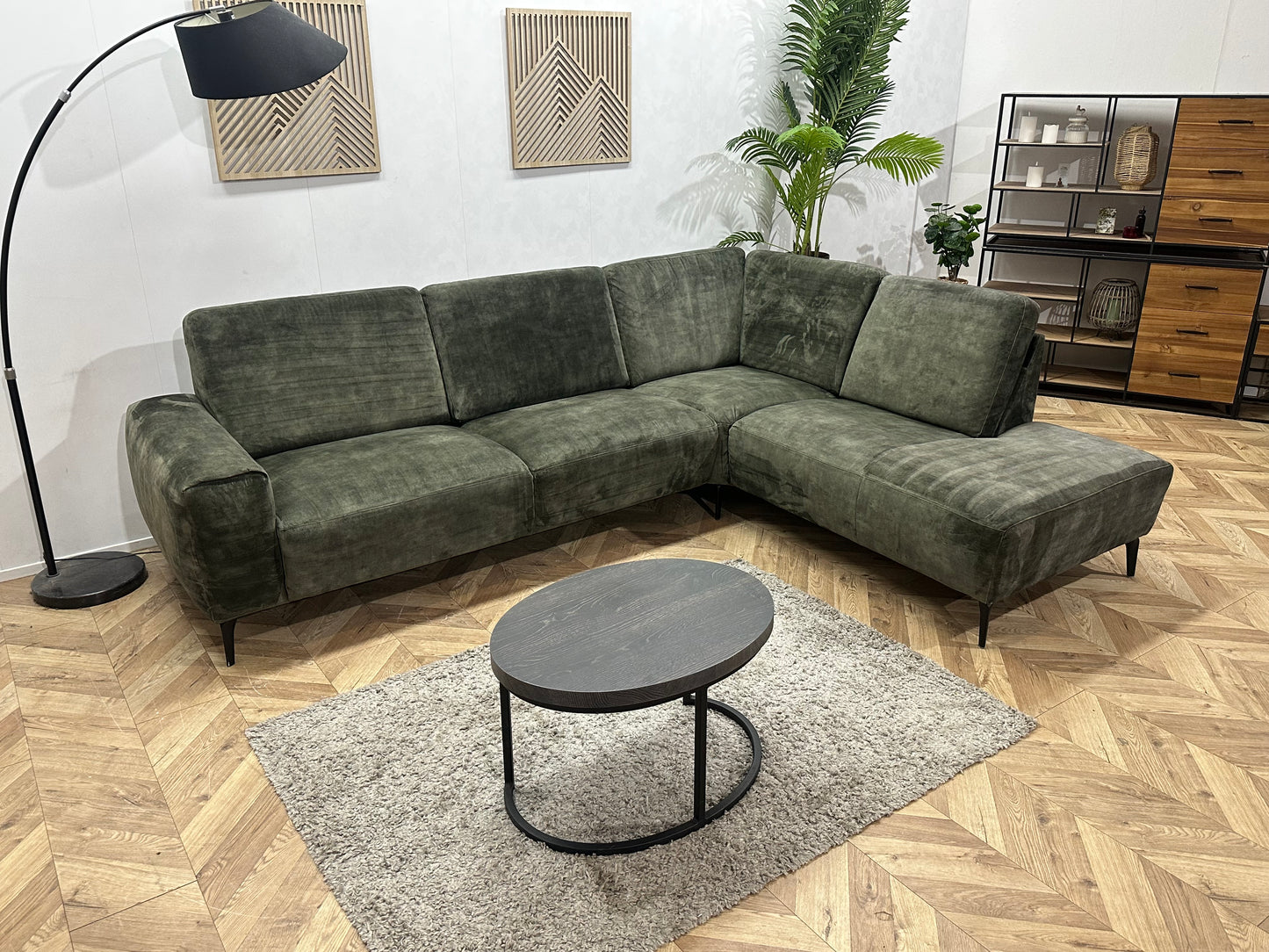 Donker Groene Velvet Hoekbank ~ Losse Rugkussens Met Afneembare Hoezen