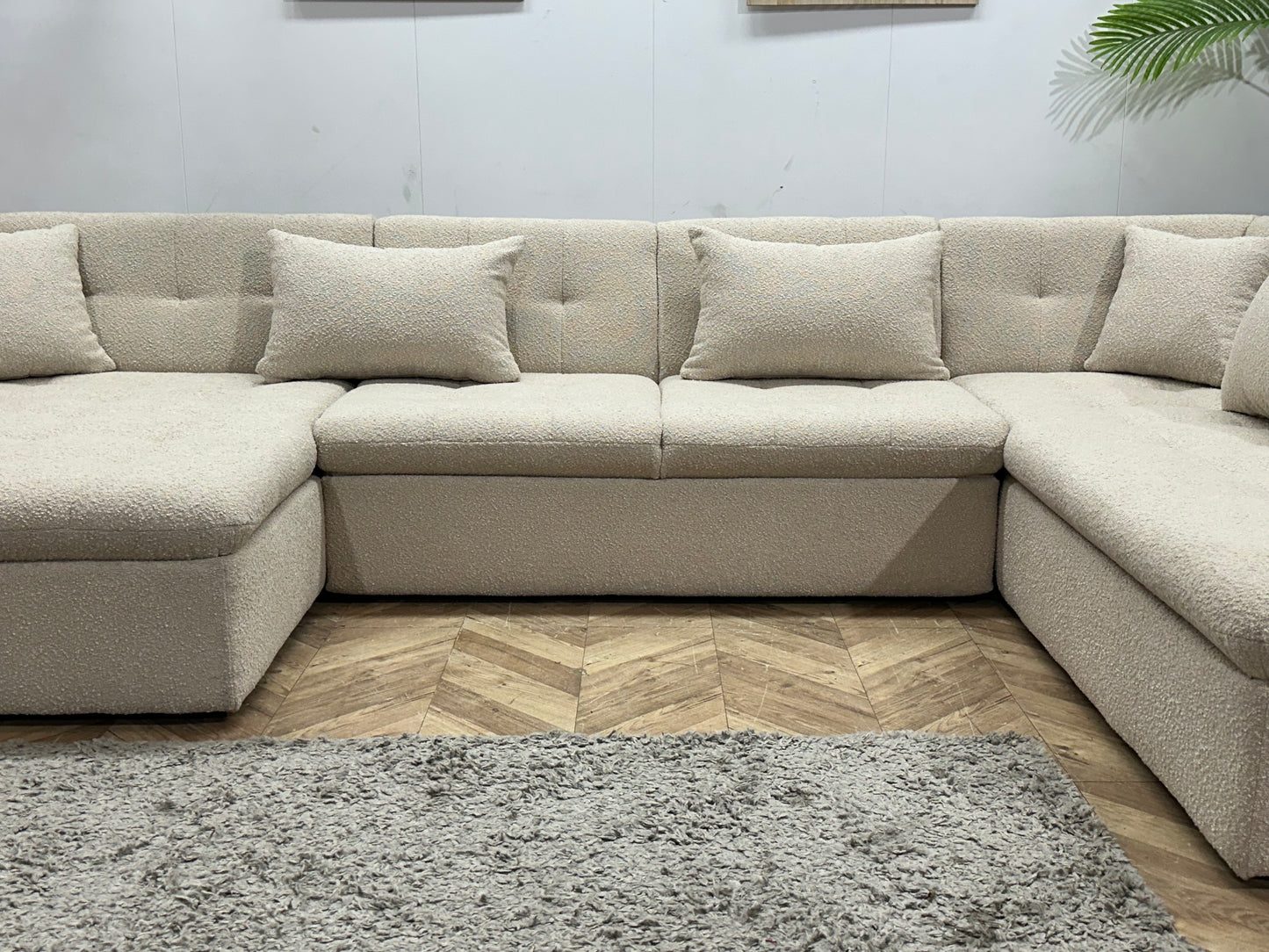 !Showroommodel! Witte Bouclé Stoffen U Bank
