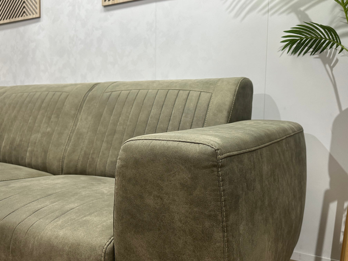 Donker Groene Suède Stoffen Hoekbank ~ Vaste Kussens