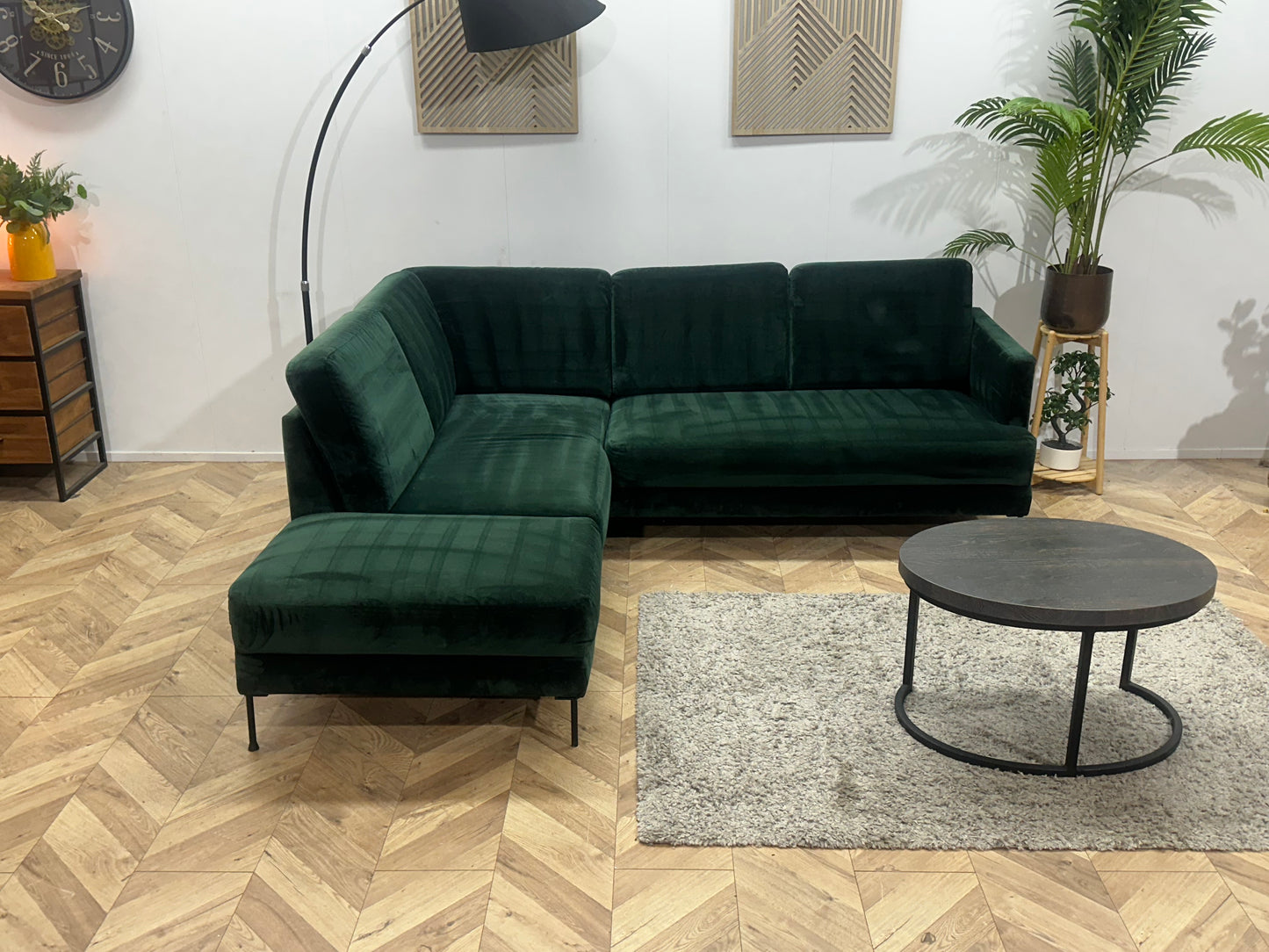 Groene Velvet Hoekbank ~ Losse Rugkussens Met Afneembare Hoezen