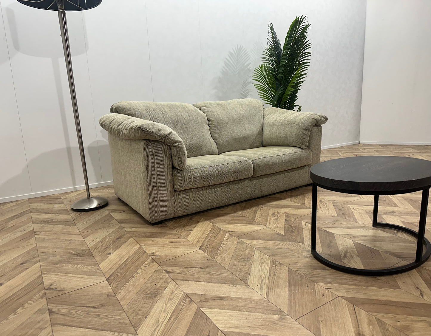 Crème 2-Zits Bank ~ Losse Kussens Met Afneembare Hoezen