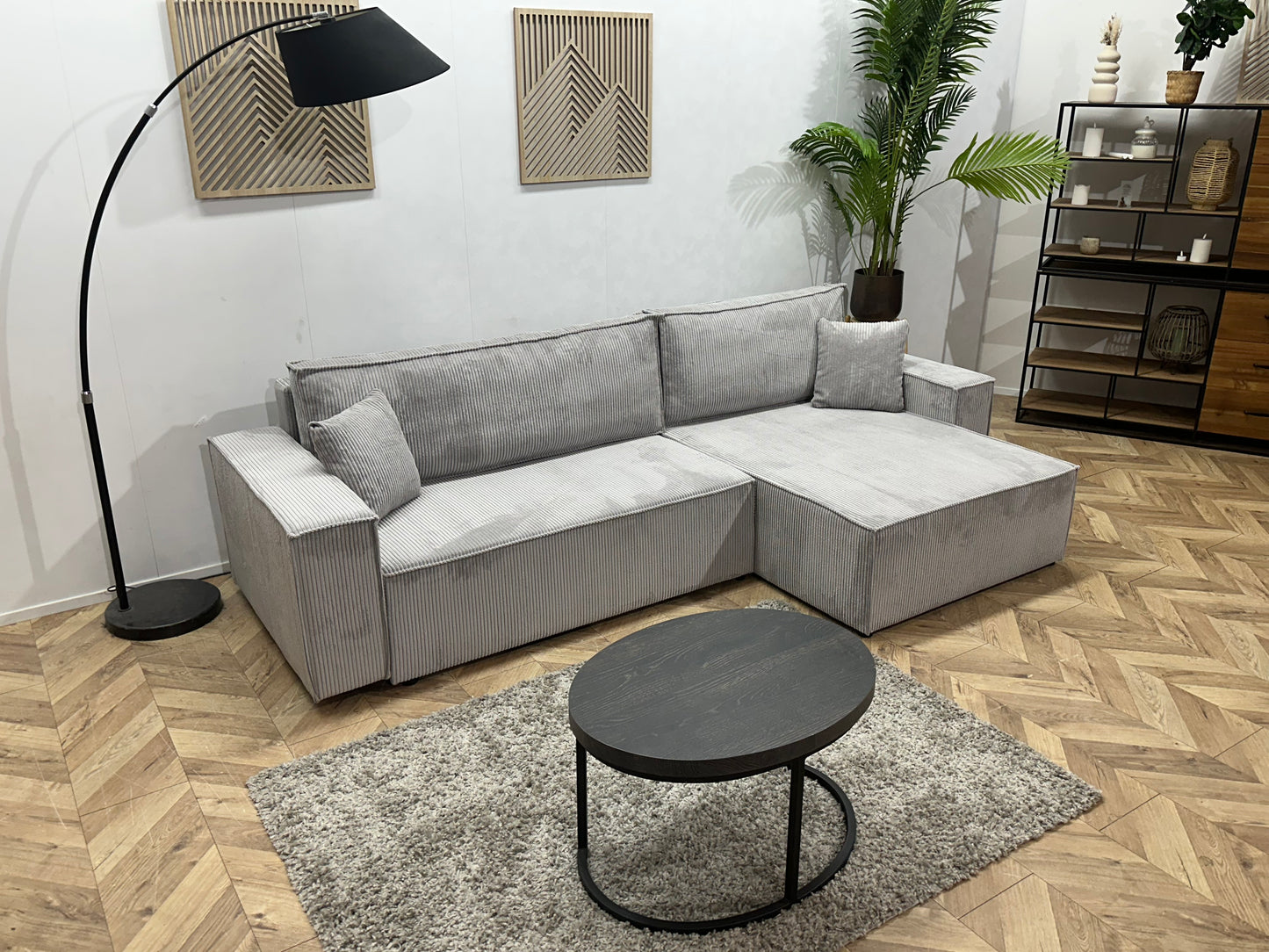 !Showroommodel! Licht Grijze Ribstof Hoekbank