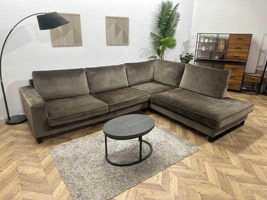 Bruine Velvet Hoekbank ~ Losse Kussens Met Afneembare Hoezen