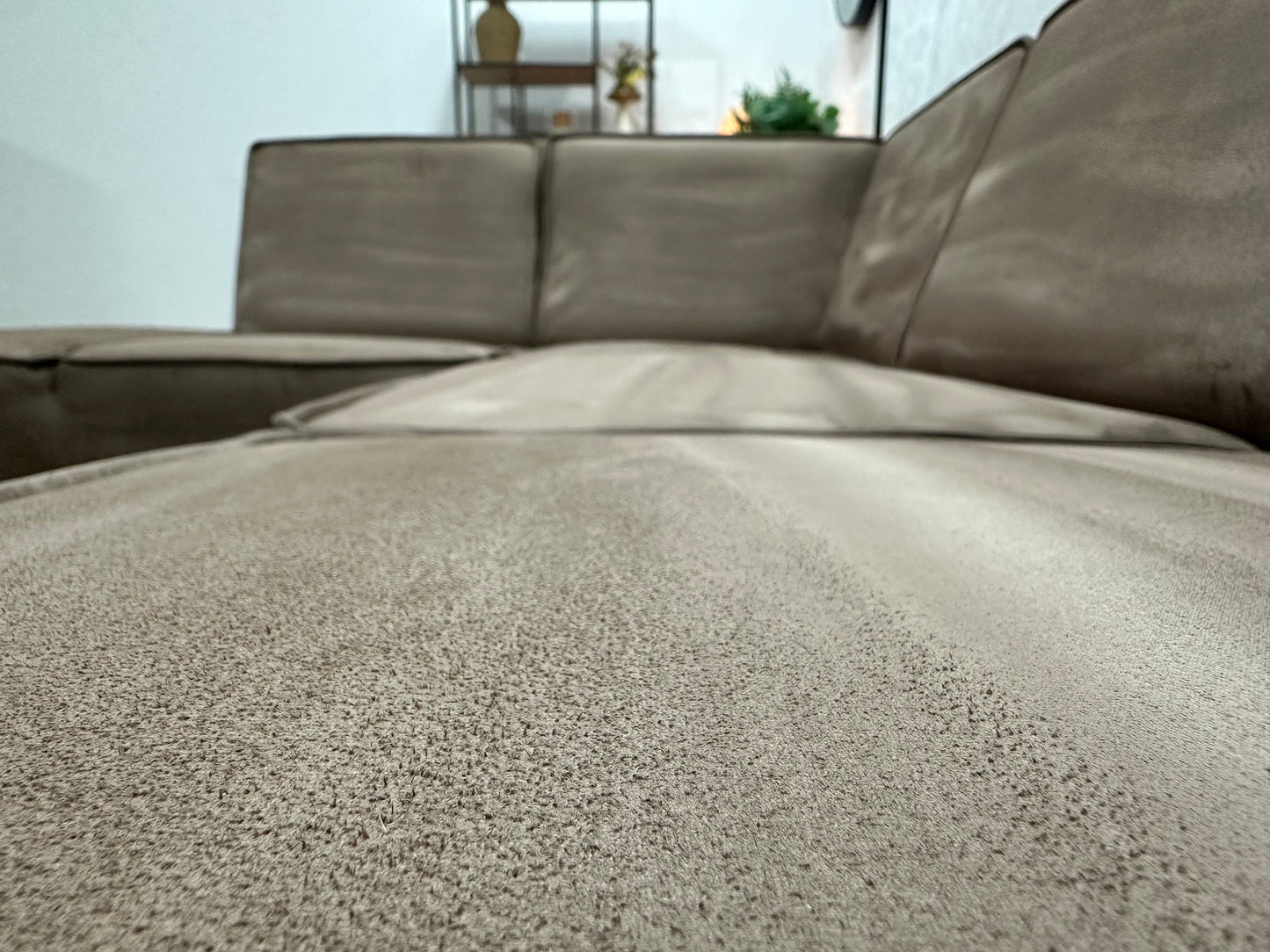 Bruine Suède Stoffen Hoekbank ~ Vaste Kussens