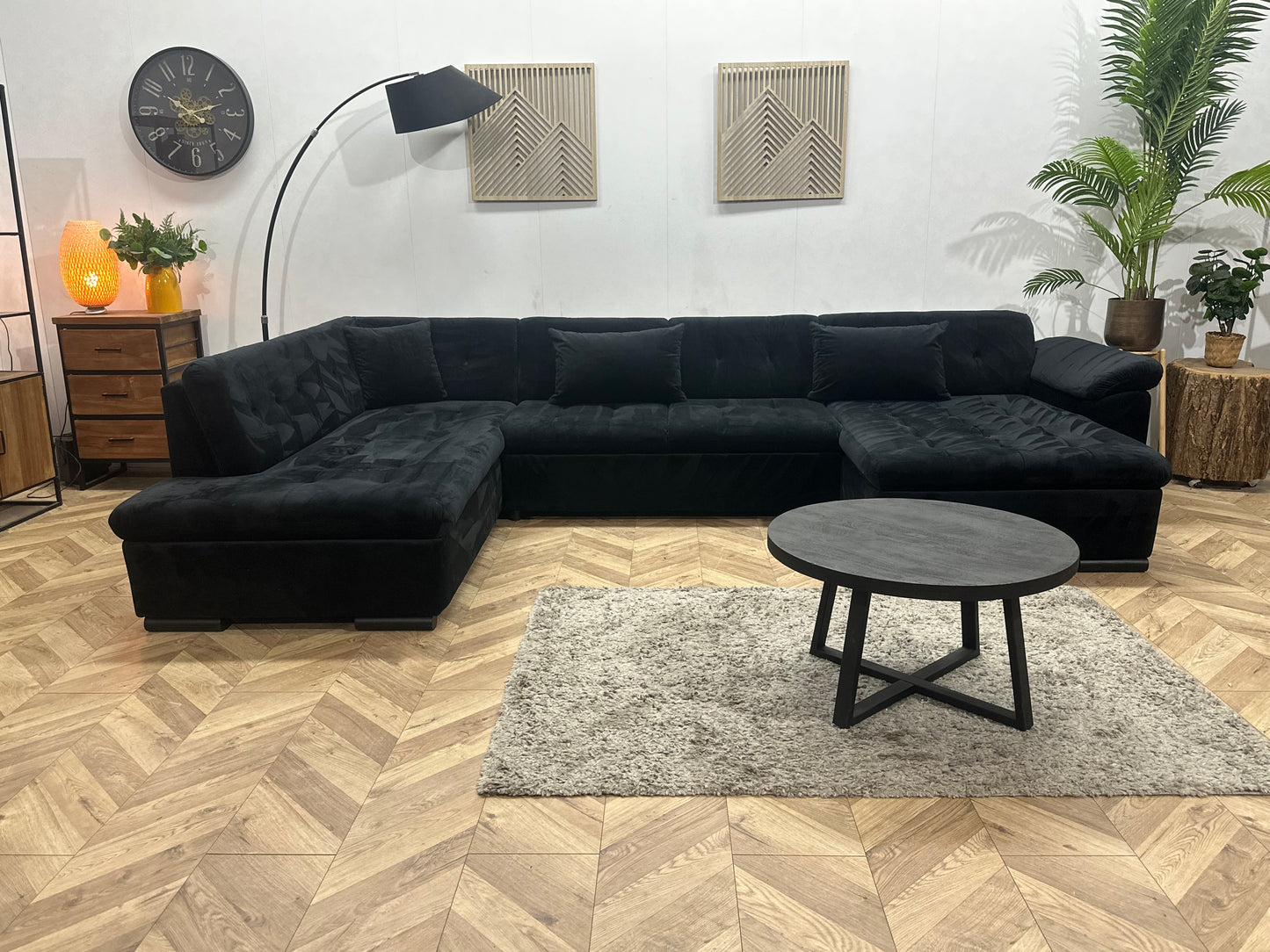 !Showroommodel! Zwarte Velvet U Bank