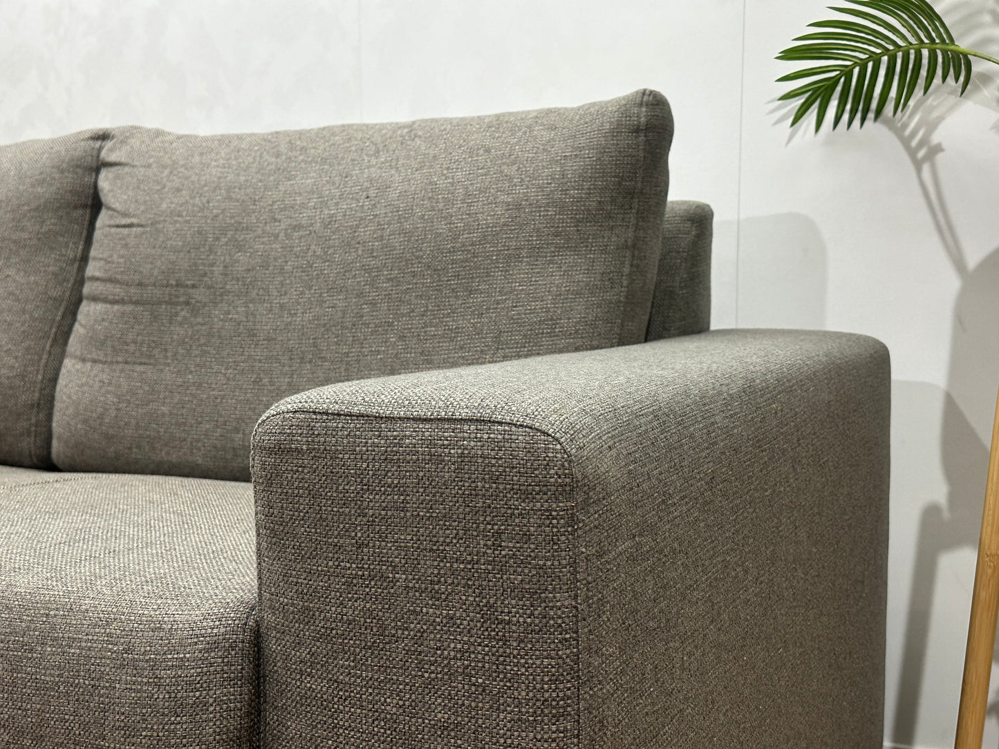 Grijze Hoekbank ~ Losse Rugkussens Met Afneembare Hoezen