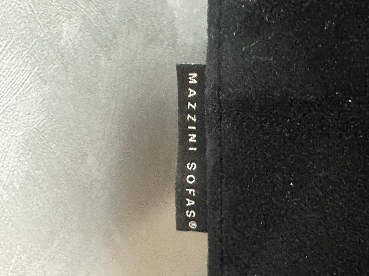 Mazzini Sofas Zwarte Velvet 3-Zits Bank ~ Losse Rugkussens Met Afneembare Hoezen