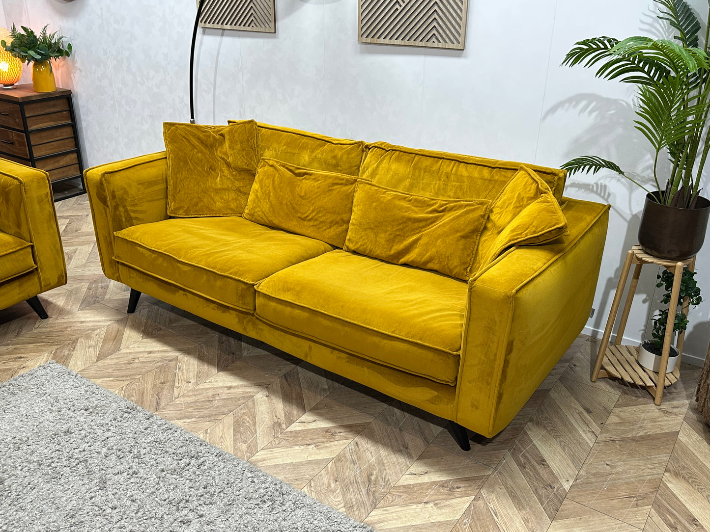 Gele Velvet Banken Set ~ Losse Kussens Met Afneembare Hoezen