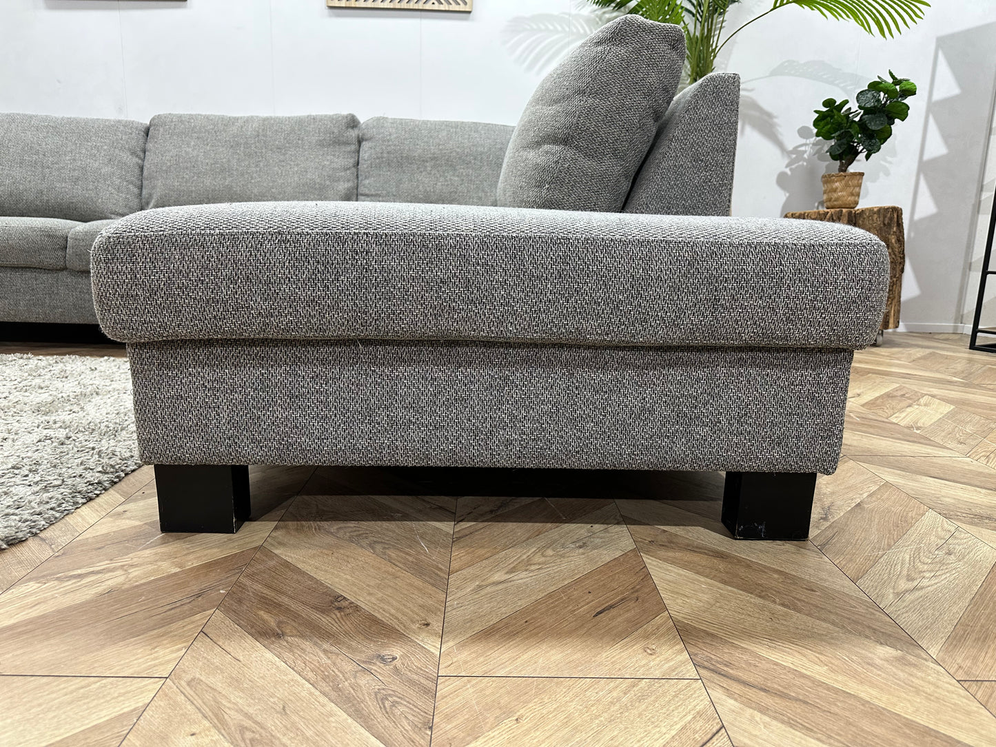 Grijze Hoekbank ~ Losse Kussens Met Afneembare Hoezen