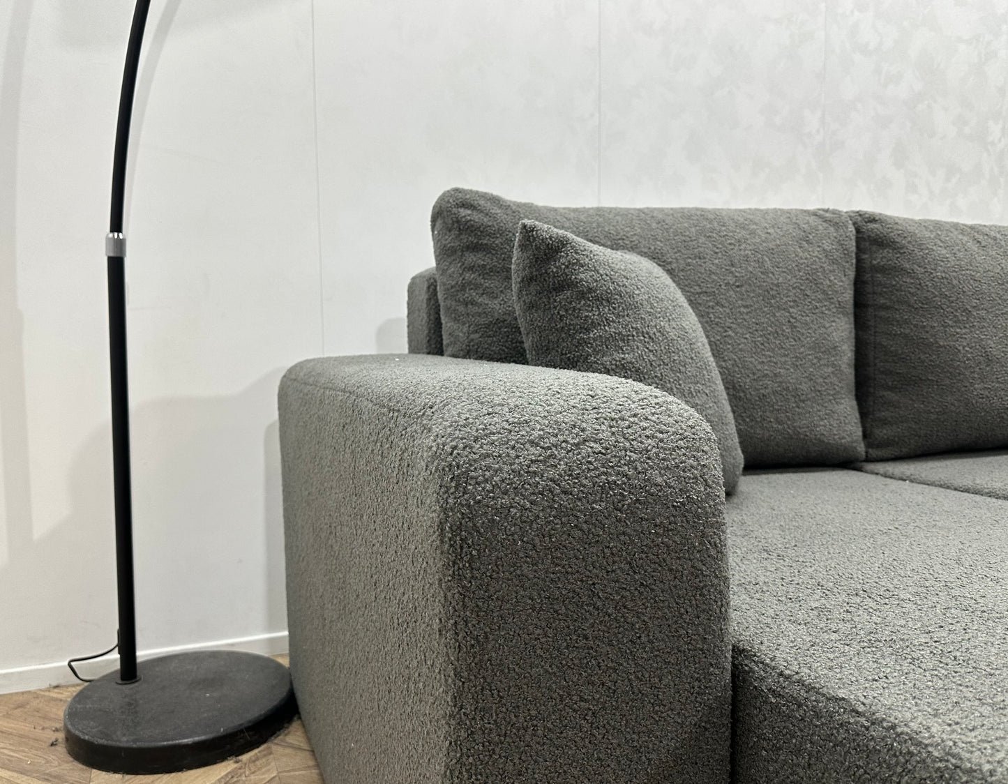 !Showroommodel! Grijze Bouclé Hoekbank