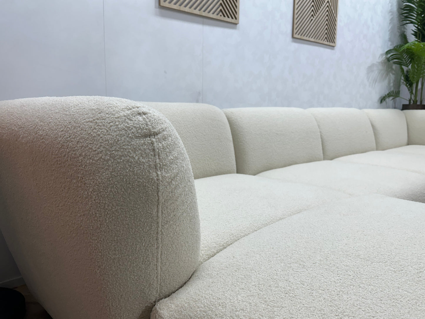 !Showroommodel! Witte Bouclé U Bank