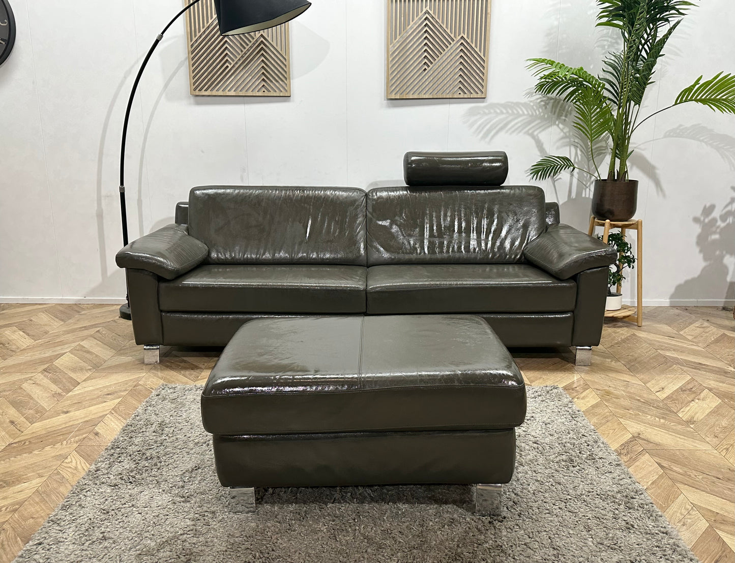 Montèl Antraciet Echt Lederen 2.5-Zits Bank Inc Hocker ~ Geïmpregneerd