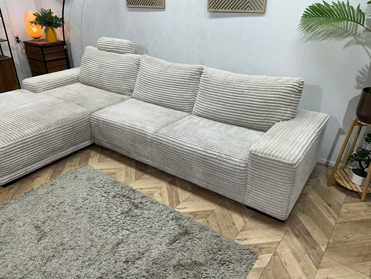 Witte Ribstof Hoekbank ~ Vaste Kussens