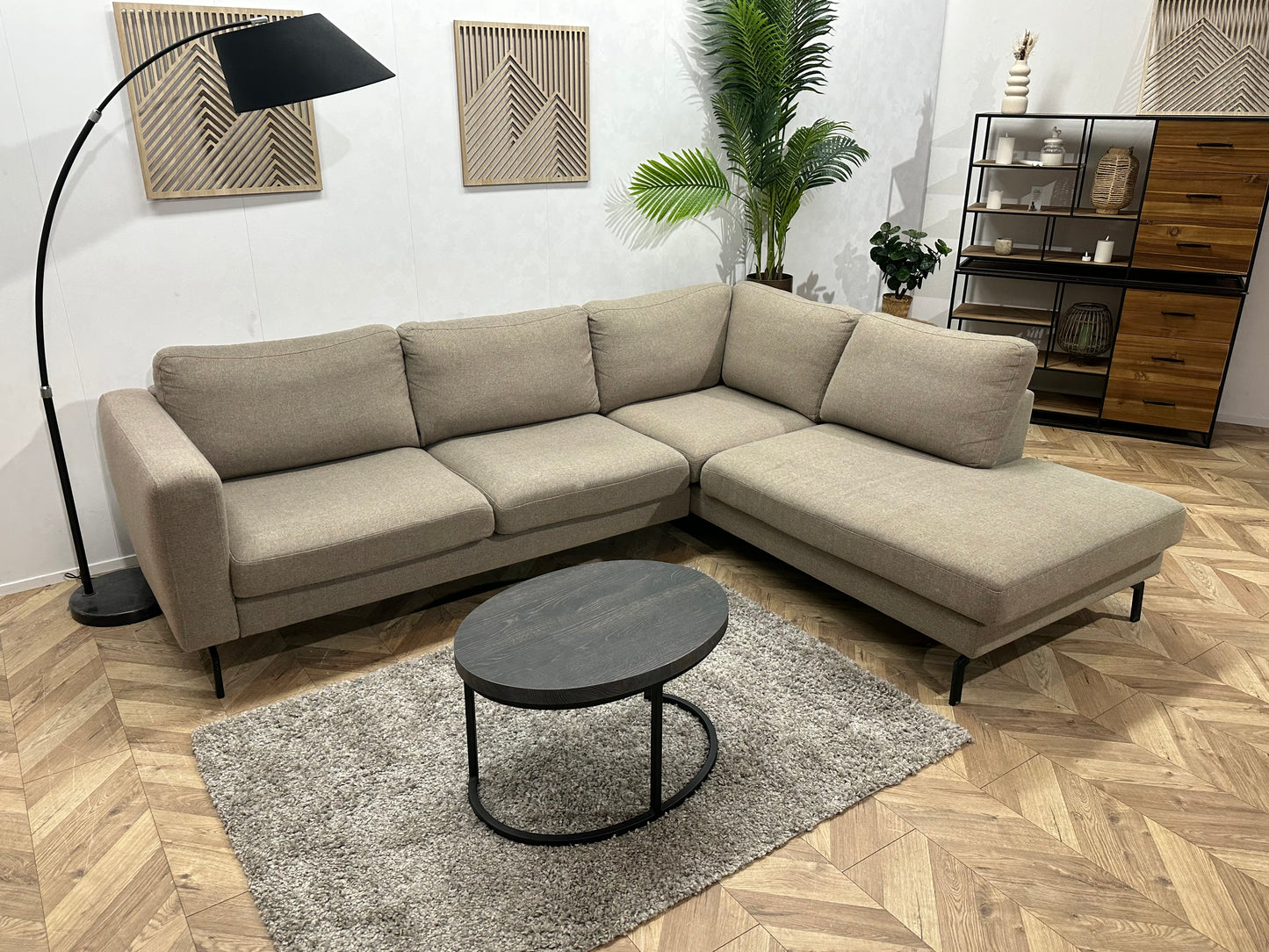 Beige/Grijze Hoekbank ~ Losse Kussens Met Afneembare Hoezen