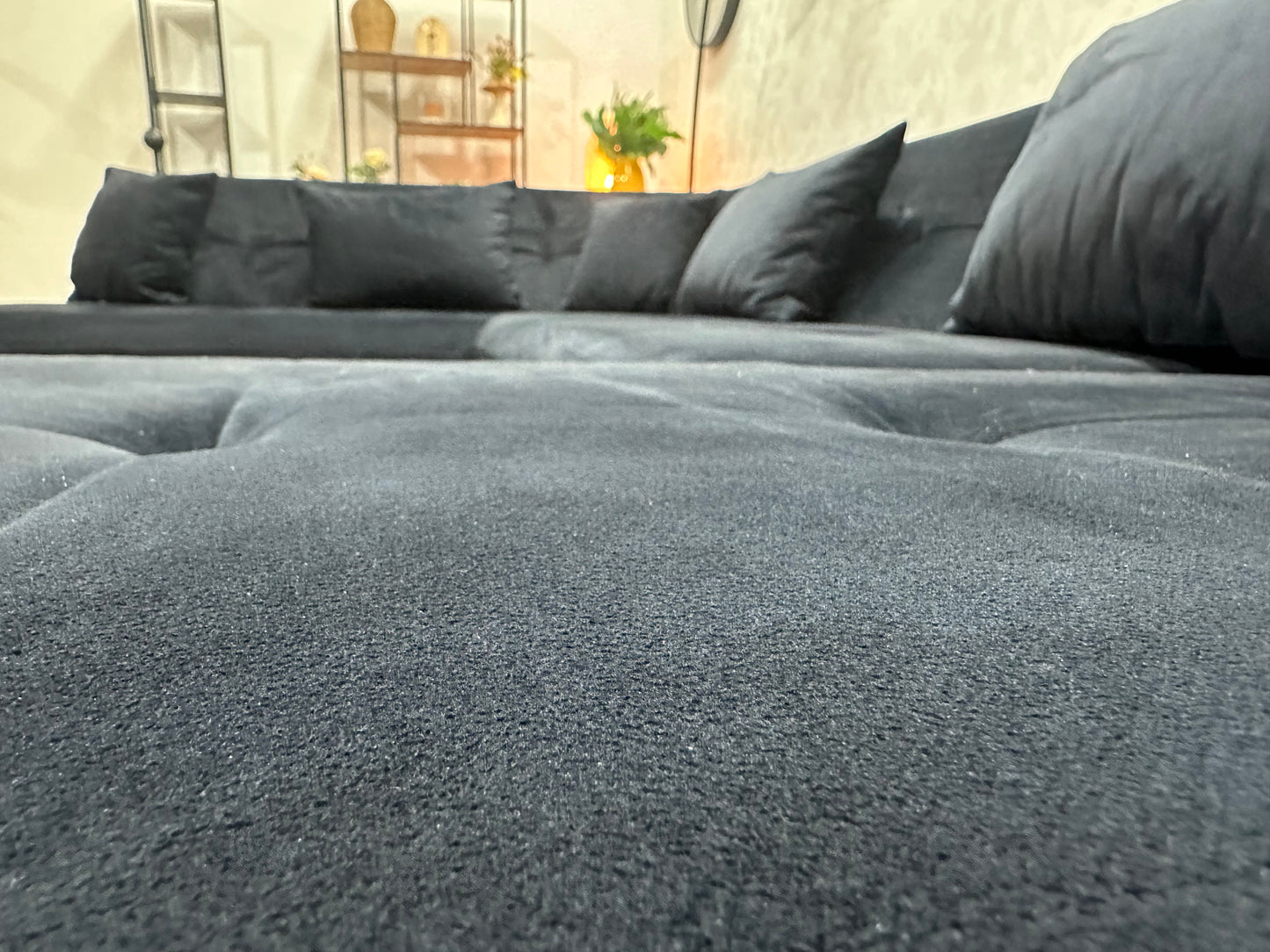 !Showroommodel! Zwarte Velvet U Bank