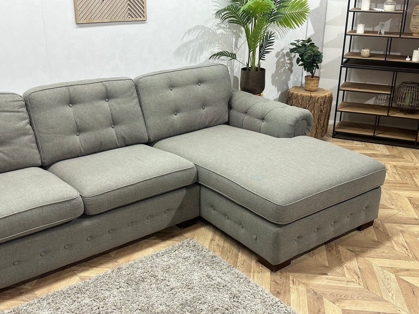 Licht Grijze Hoekbank ~ Losse Kussens Met Afneembare Hoezen