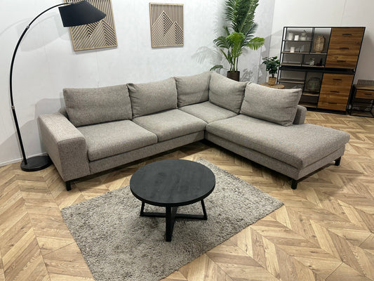 Grijze Hoekbank ~ Losse Kussens Met Afneembare Hoezen