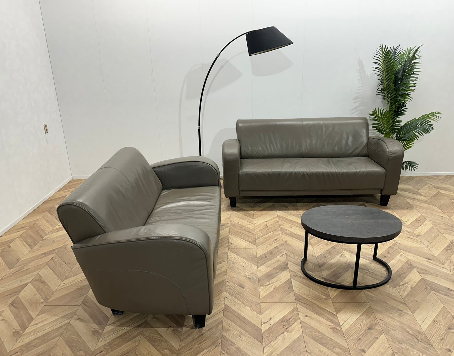 Grijze Echt Lederen Banken Set ~ Vaste Kussens