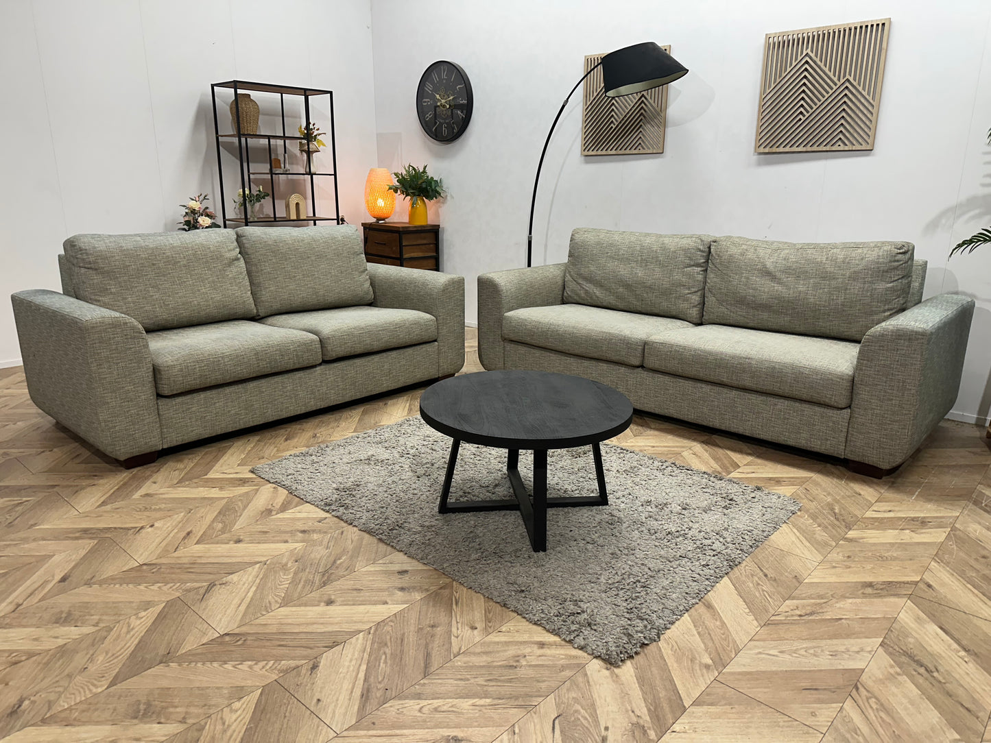 Grijze Banken Set ~ Losse Kussens Met Afneembare Hoezen