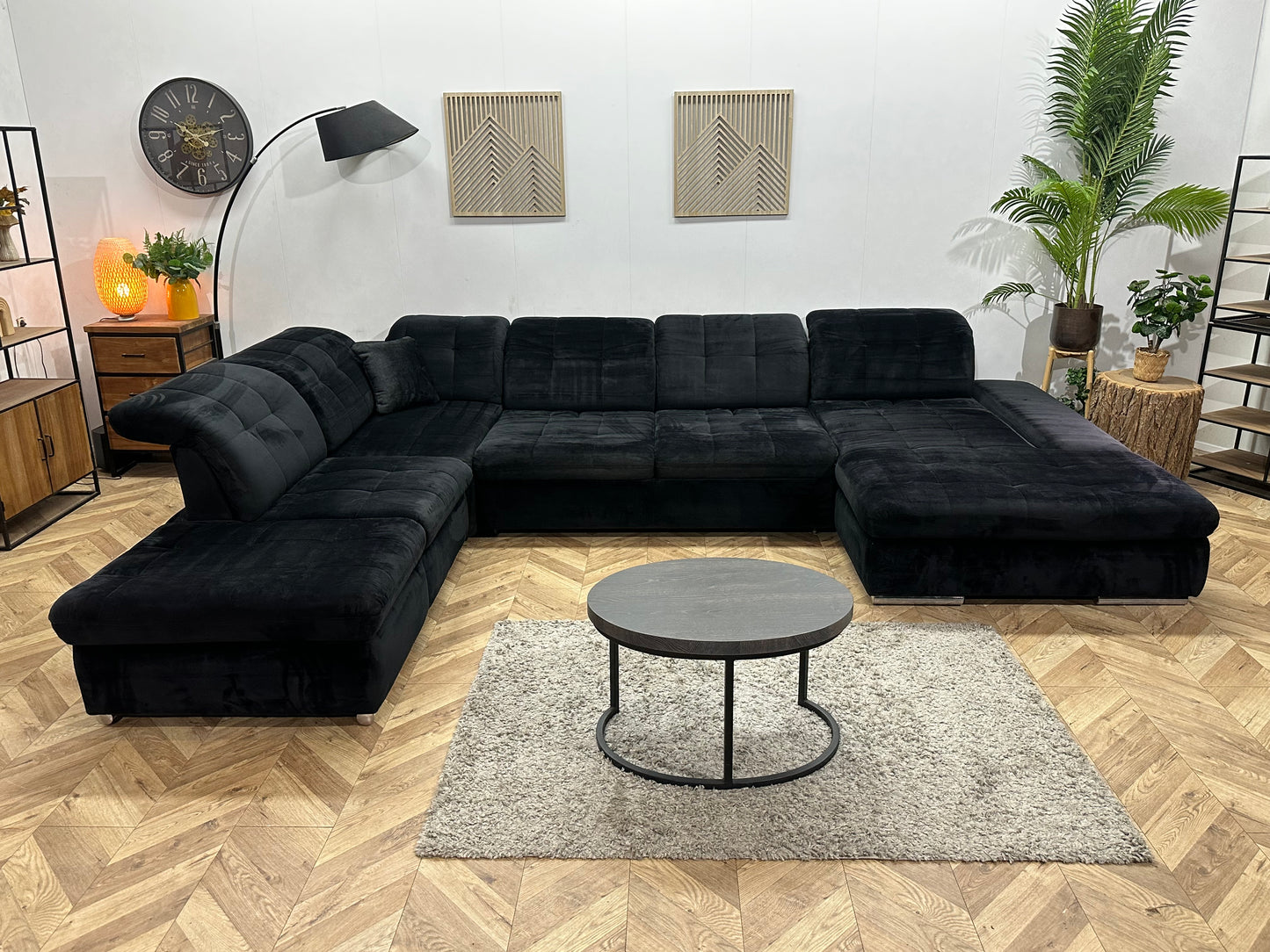 Zwarte Velvet U Bank ~ Uitschuifbare Rugleuningen