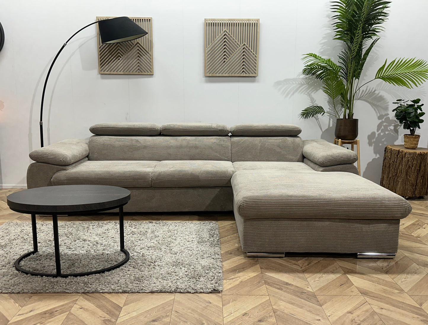 !Showroommodel! Licht Bruine Ribstof Hoekbank ~ Verstelbare Hoofdsteunen