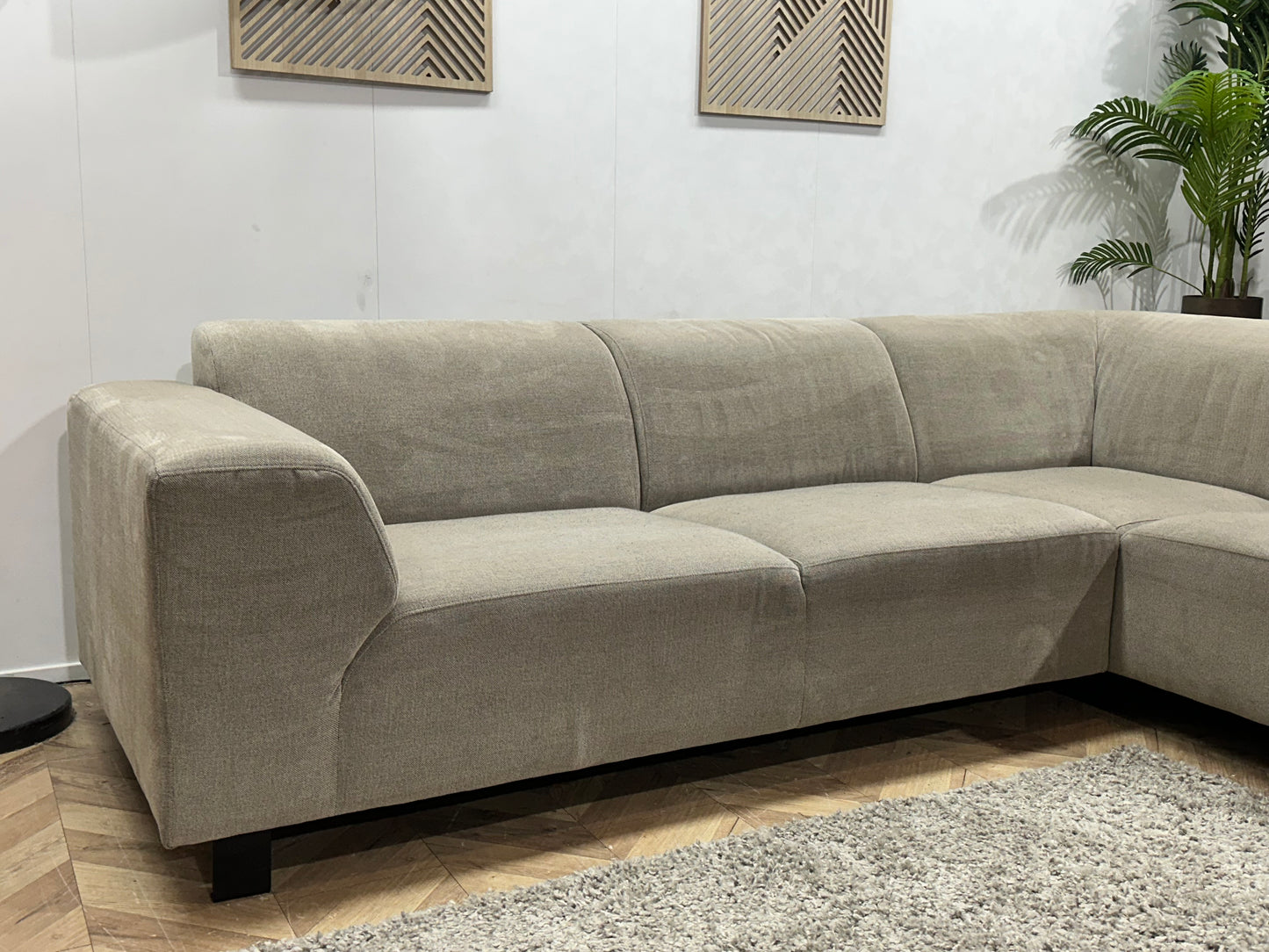 Beige Hoekbank ~ Vaste Kussens