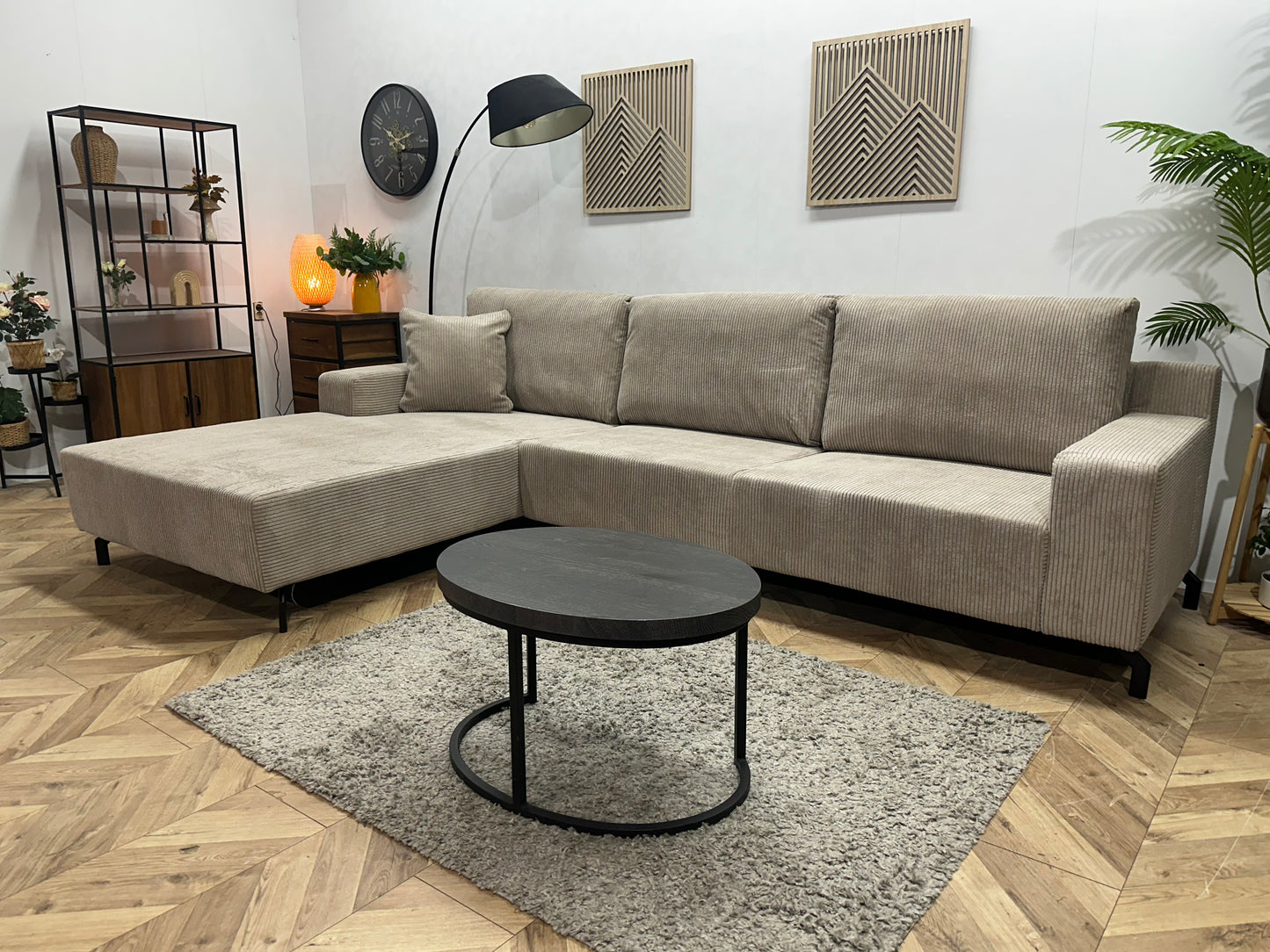 !Showroommodel! Licht Bruine Ribstof Hoekbank