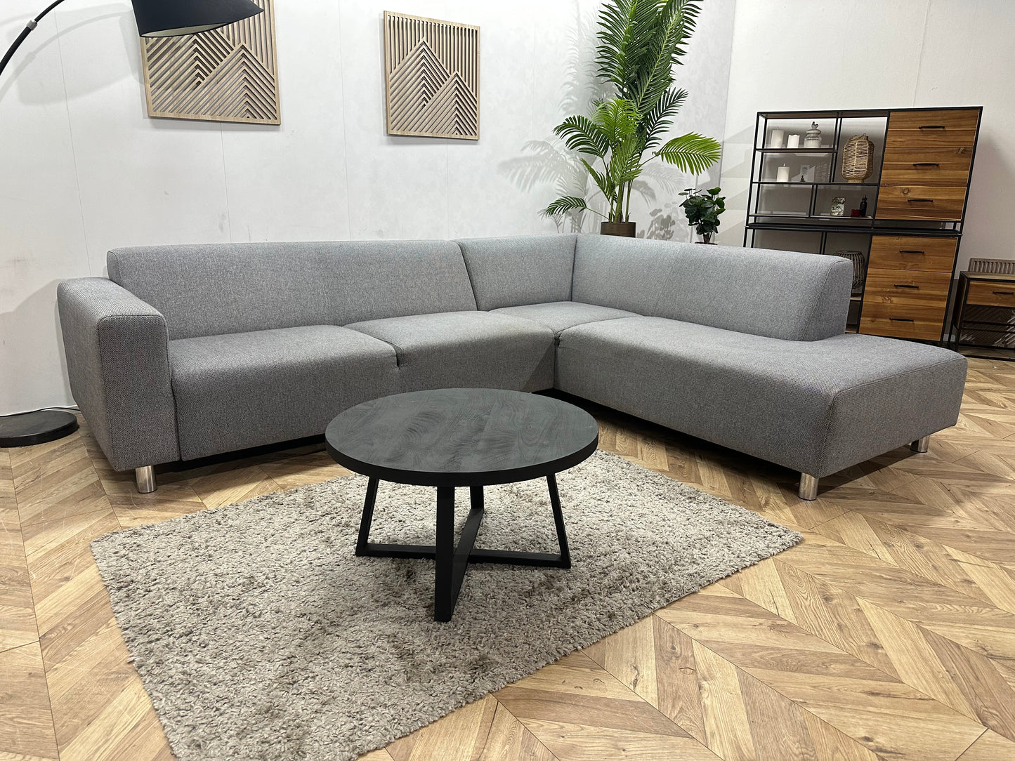 Grijze Hoekbank ~ Vaste Kussens