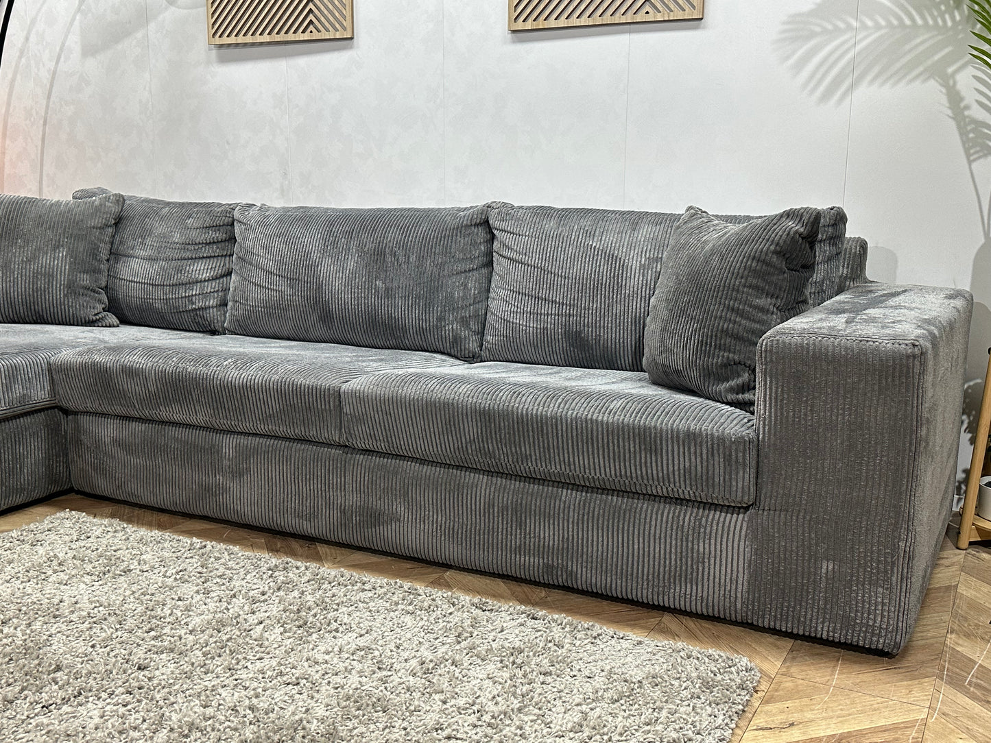 Licht Grijze Ribstof Hoekbank ~ Losse Kussens Met Afneembare Hoezen