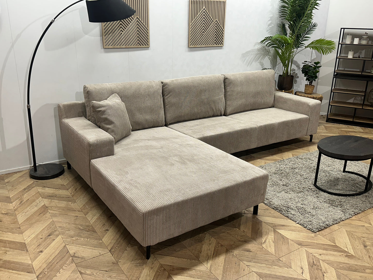 !Showroommodel! Licht Bruine Ribstof Hoekbank