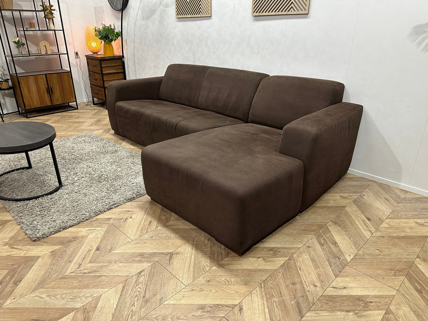 Bruine Ribstof Hoekbank ~ Vaste Kussens